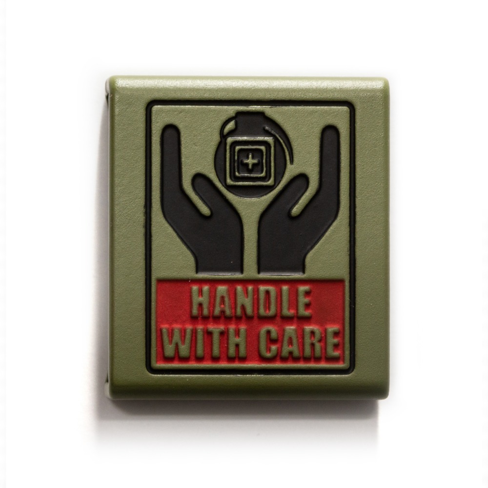 5.11 택티컬 Handle With Care 몰 클립 (그린) - Handle With Care Molle Clip (Green)